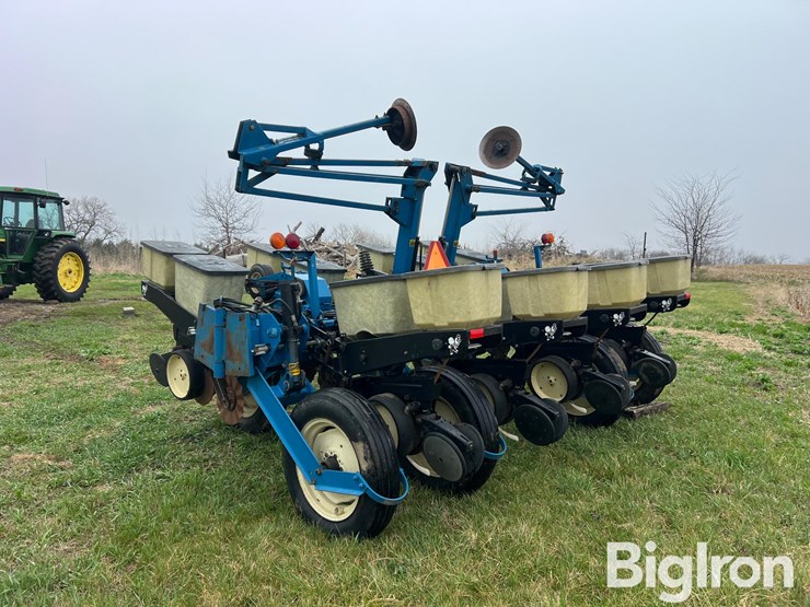 kinze-2200-image-7
