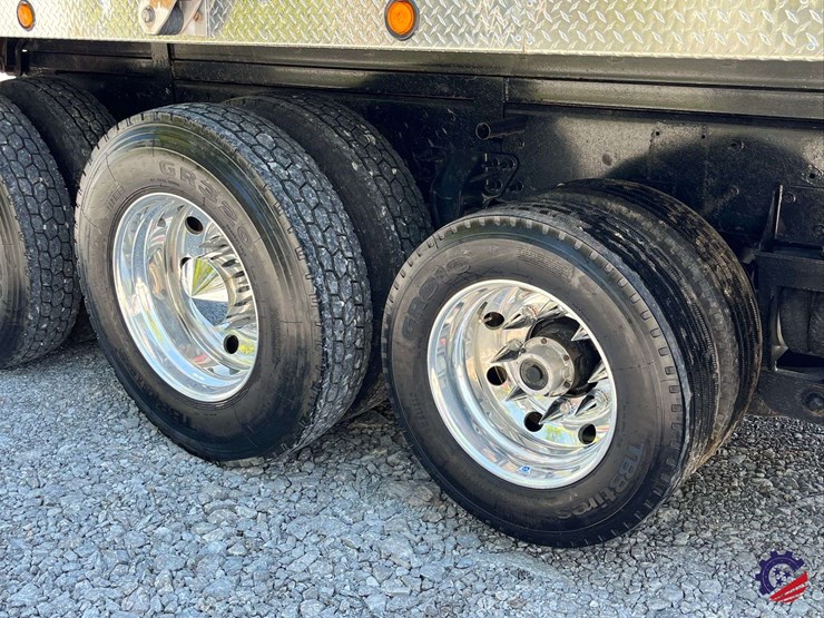 2018-international-hx620-image-13