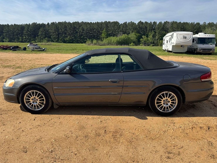 2005-chrysler-sebring-touring-convertible-coupe---87,039-miles-image-9