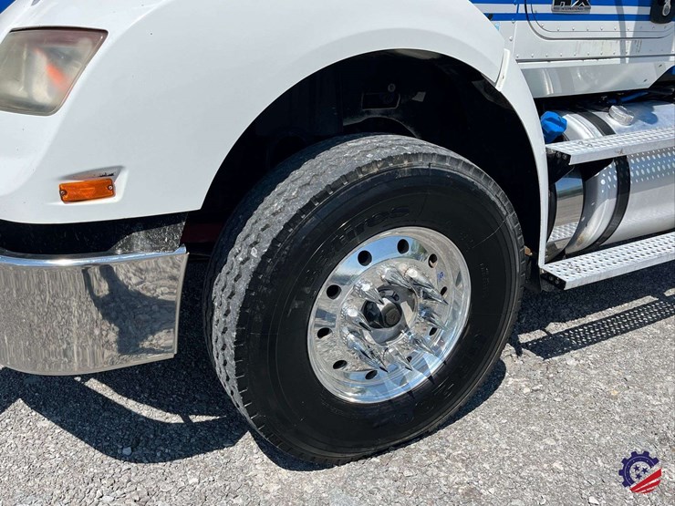 2018-international-hx620-image-7