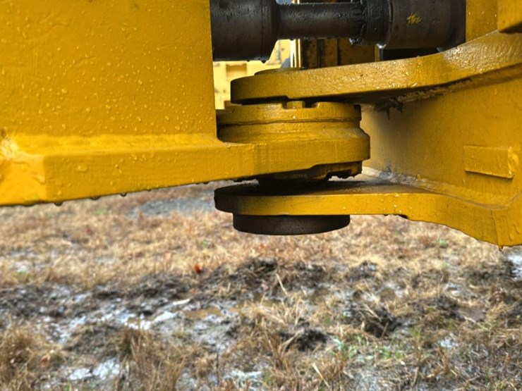 caterpillar-525-image-30