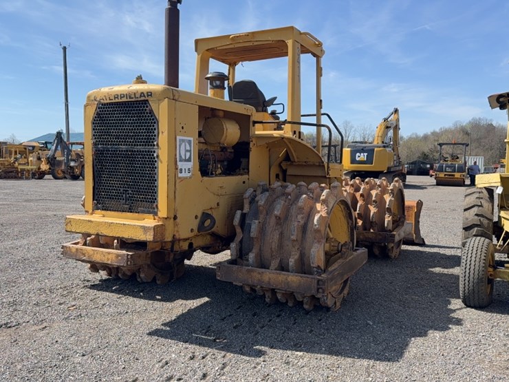 caterpillar-815-image-9