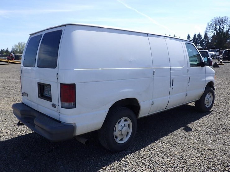 2007-ford-cargo-image-5