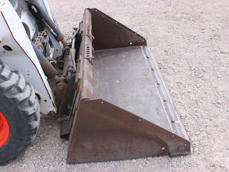 2017-bobcat-s590-image-35