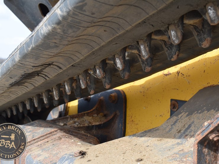 2023-deere-333g-image-28