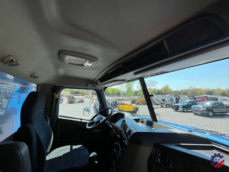 2018-international-hx620-image-67