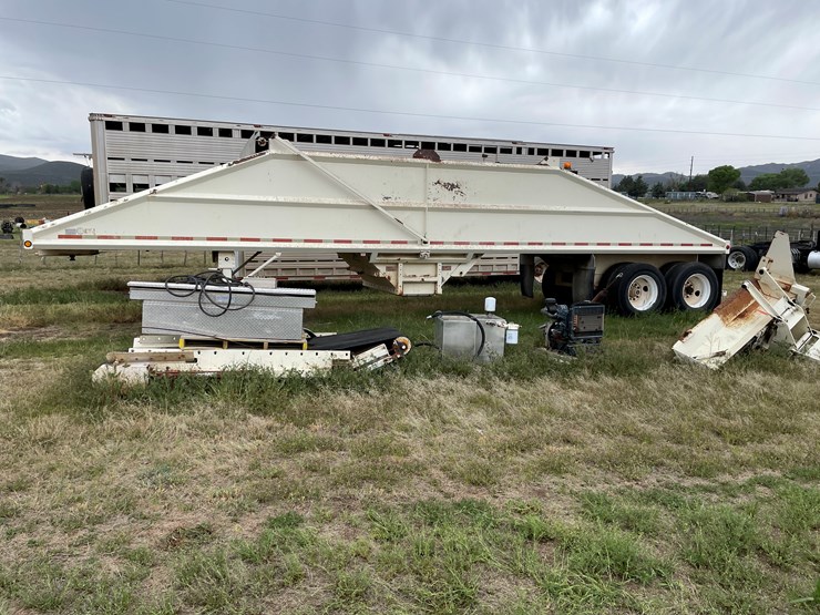 #4009-•-1999-lang-fab-belly-dump-spreader-(az-title)-image-2