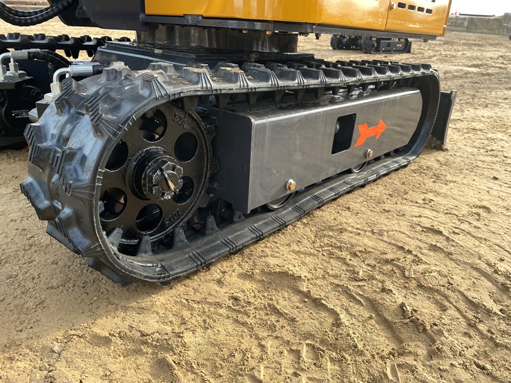 #1038-•-new-ats-rt15r-mini-excavator-image-37