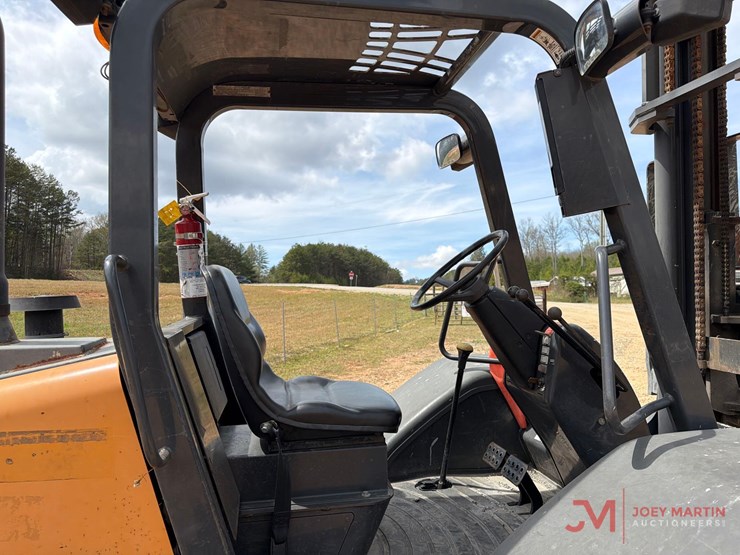 2019-case-586h-image-18