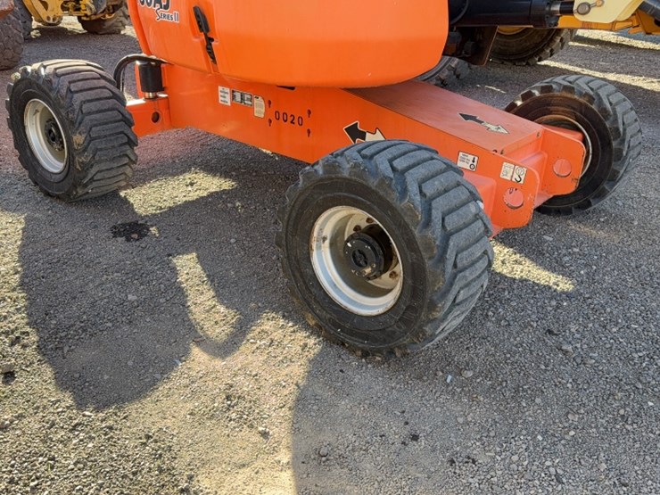 2013-jlg-450aj-image-6