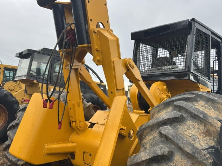 caterpillar-525-image-25