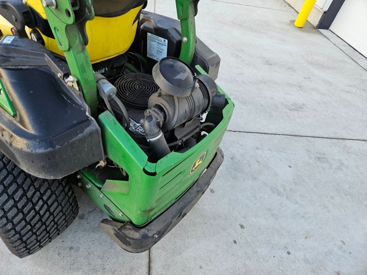 2014-john-deere-z925m-image-13