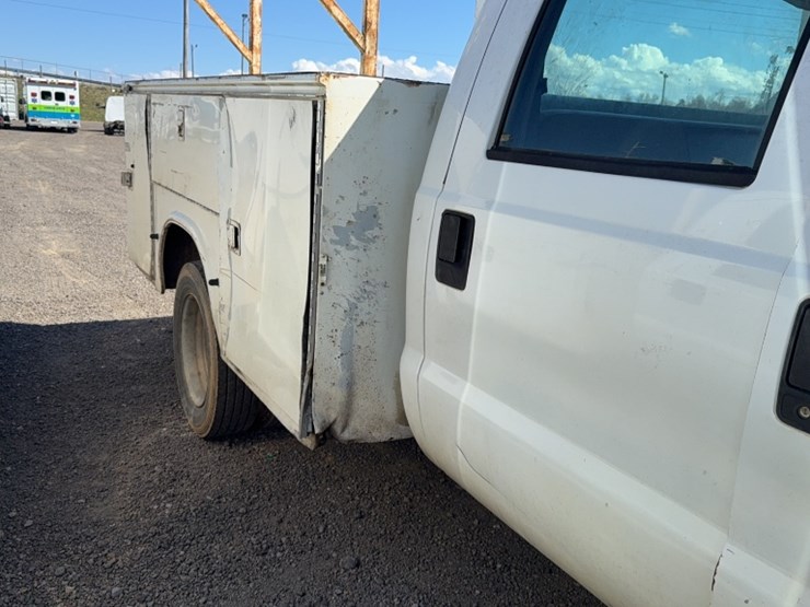 2006-ford-f450-image-6