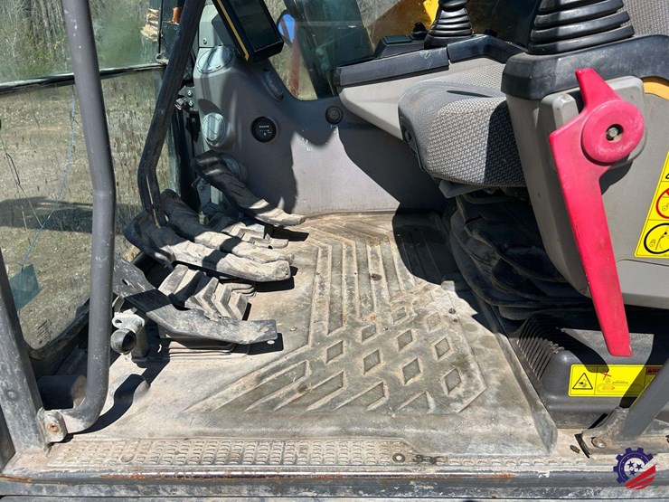 2018-volvo-ec220el-image-93