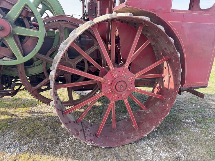 25hp-international-type-d-titan-image-11