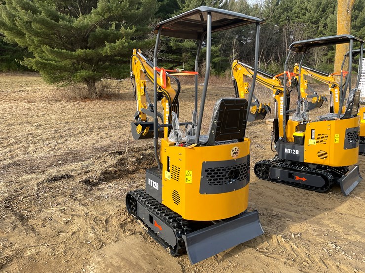 #1042-•-new-ats-rt12r-mini-excavator-image-7