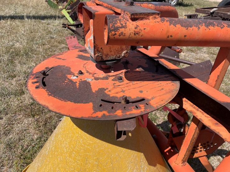 #4039-•-plastiget-spreader-image-4