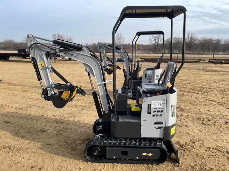 #1043-•-new-ats-d12d-mini-excavator-image-8