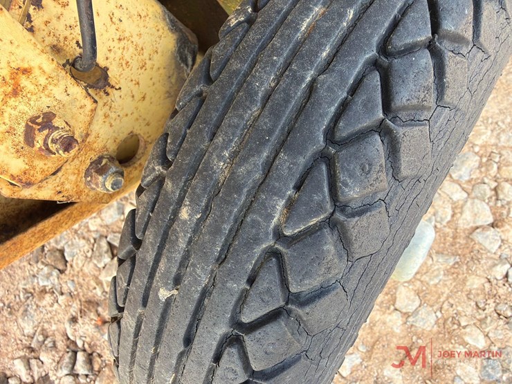 new-holland-660-image-7