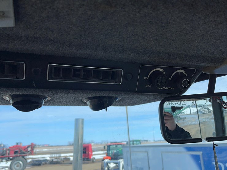 versatile-936-image-77