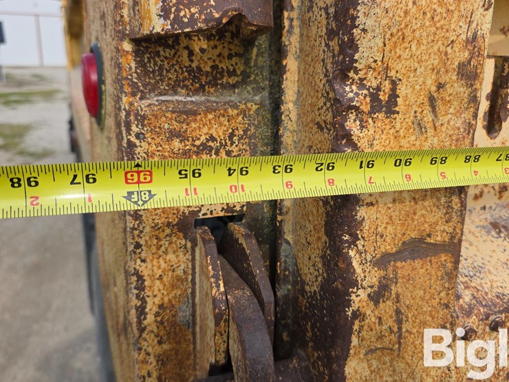 1986-ford-lnt8000-image-18