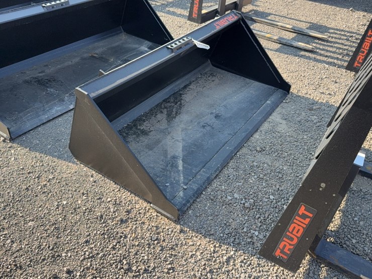 #2082-•-trubilt-60"-skid-steer-smooth-bucket-image-2