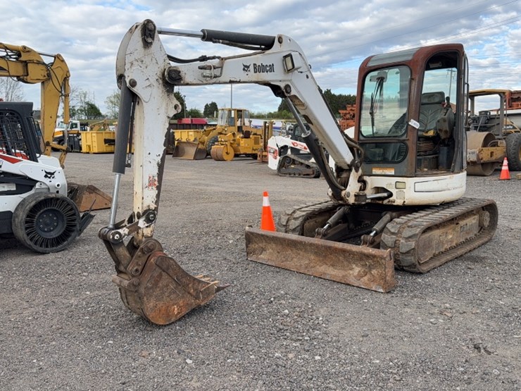 bobcat-435zhs-image-1