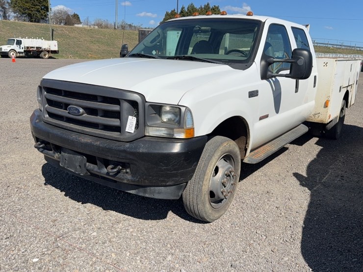 2003-ford-f450-image-1