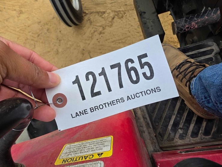 2013-mahindra-4525-image-15