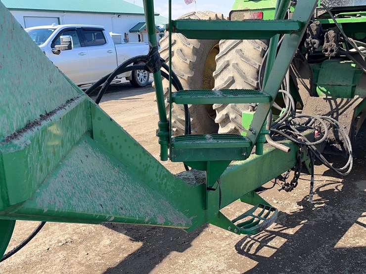 john-deere-1890-image-34