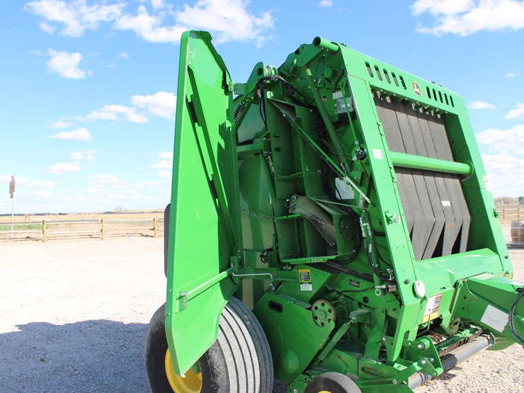 2022-john-deere-560r-image-52