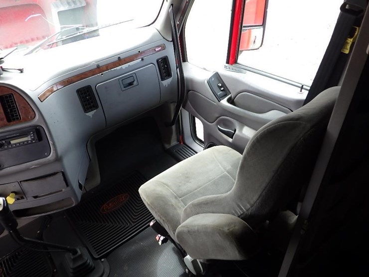 2006-peterbilt-387-image-51