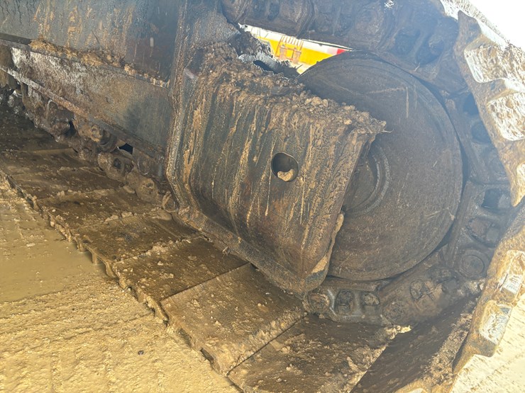 2001-komatsu-pc200-lc-image-84