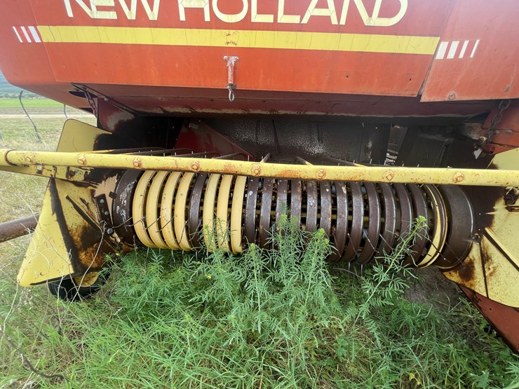 new-holland-505-image-16