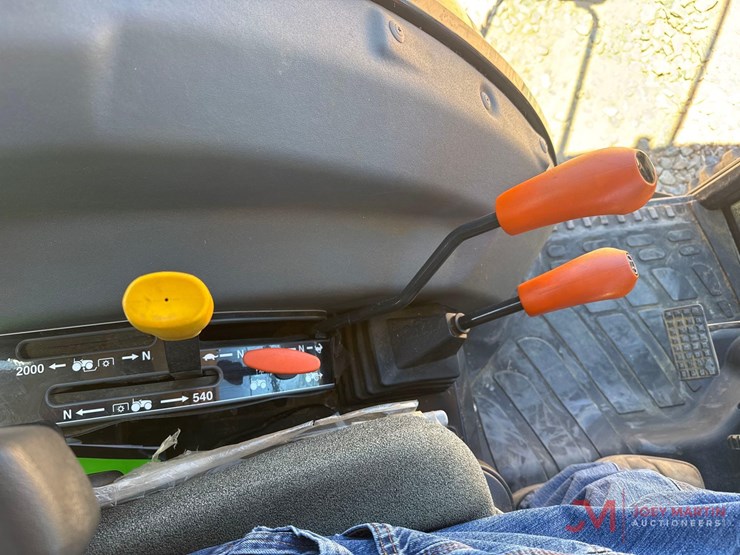 massey-ferguson-1736-image-24