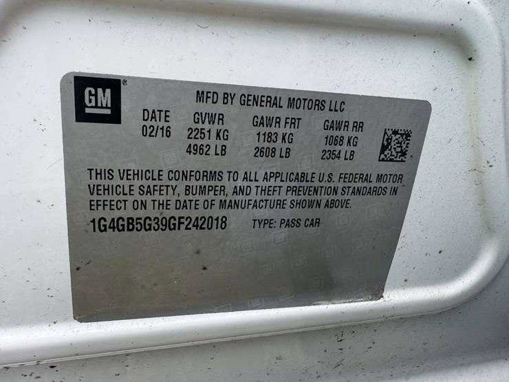 2016-buick-lacrosse-leather-fwd-4d-sedan-3.6-6cyl.-gasoline-(137,344-miles)-image-14