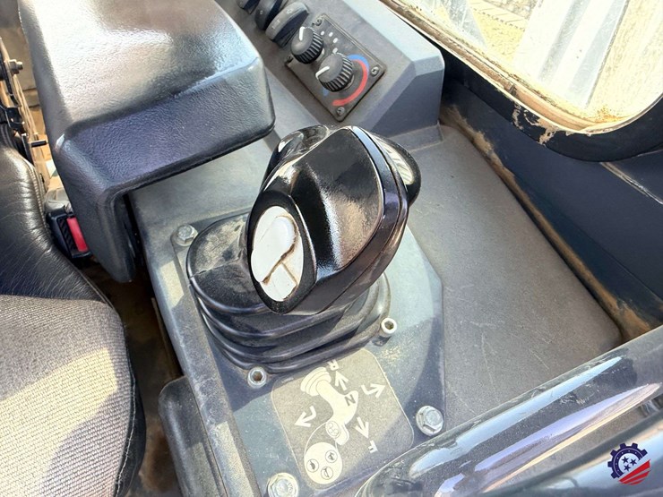 2018-deere-700k-xlt-image-32