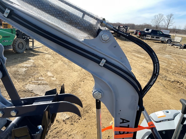 #1034-•-new-ats-me18-mini-excavator-image-30
