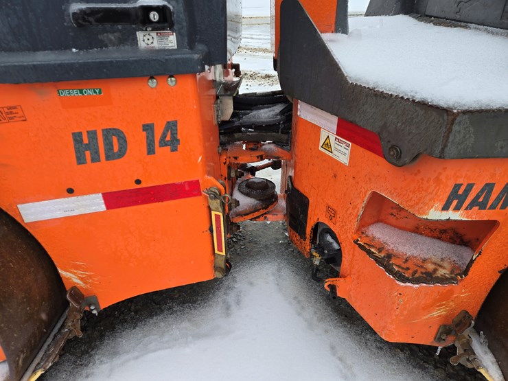 2012-hamm-hd14vv-image-19