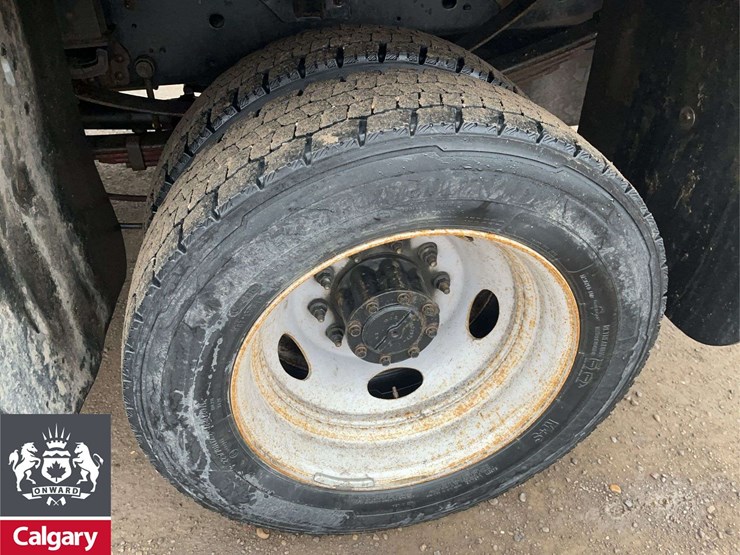 2017-ford-f550-image-11