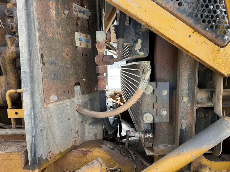 caterpillar-980g-image-52