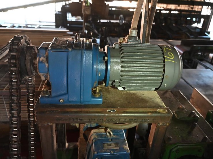 #167-•-roll-case-image-13