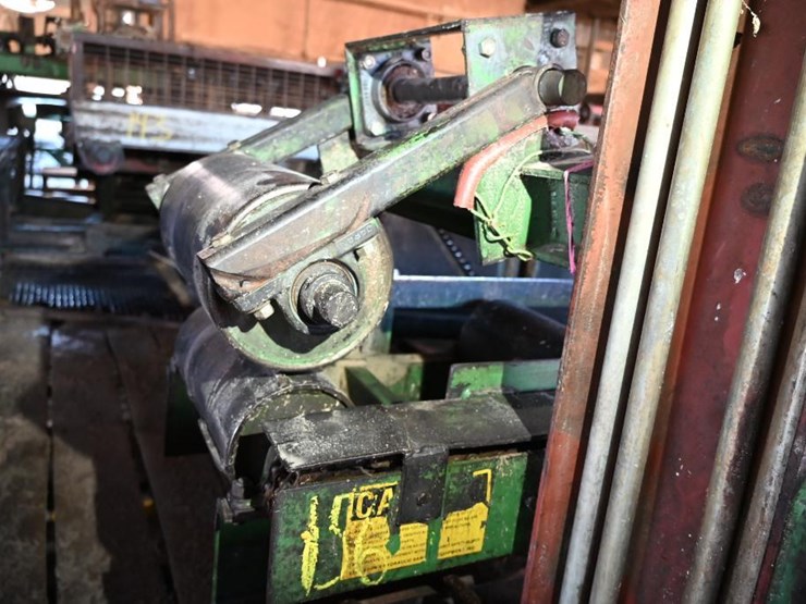 #156-•-roll-case-image-11