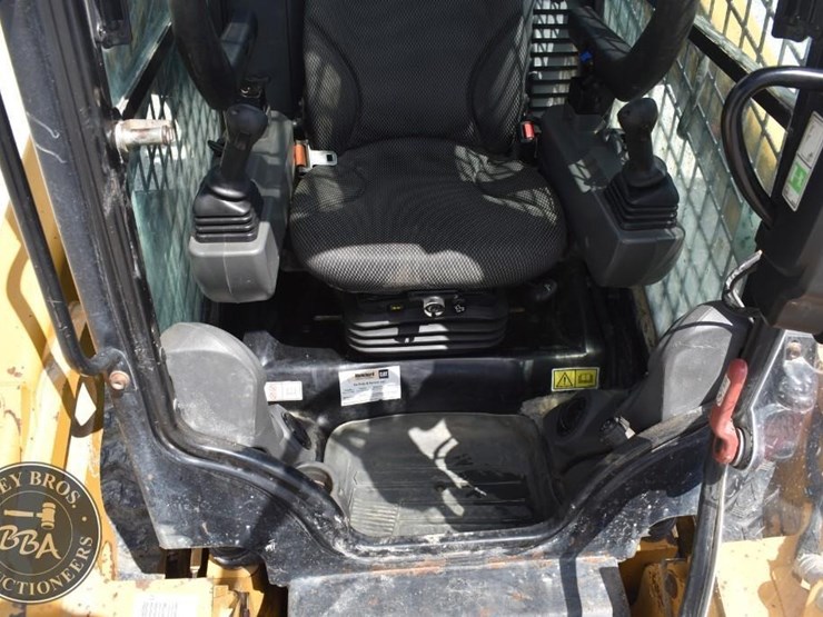 2020-caterpillar-289d3-image-38