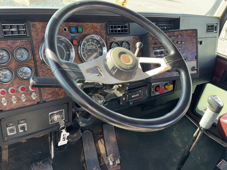 1997-kenworth-t800-image-20