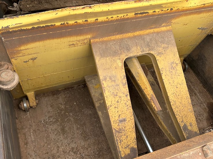 caterpillar-615c-image-32