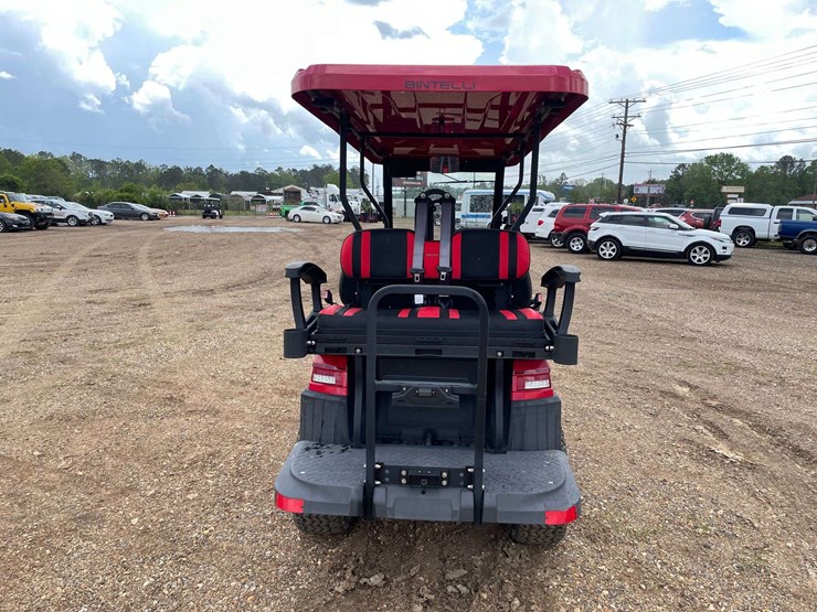 2023-bintelli-48-volt-electric-6-seater-golf-cart-w/-on-board-charger-(46-miles-showing)-image-6