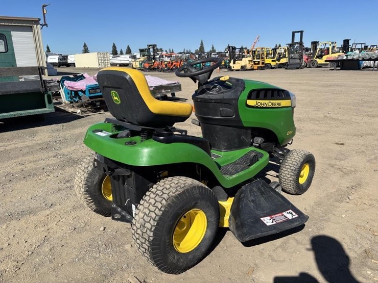 2016-john-deere-d110-image-3