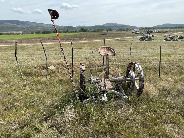 #4081-•-new-idea-sickle-mower-image-3