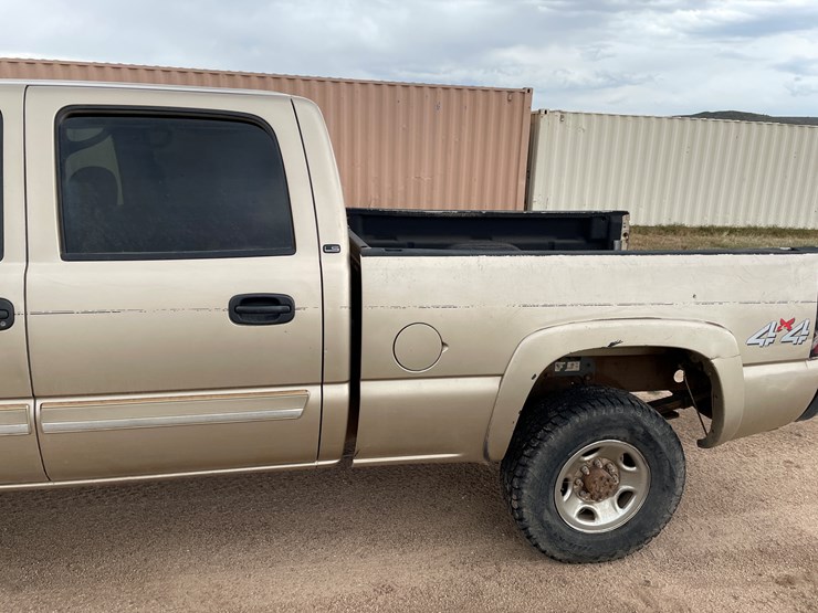 #4006-•-2005-chevy-crew-cab-truck-(az-title)-image-8